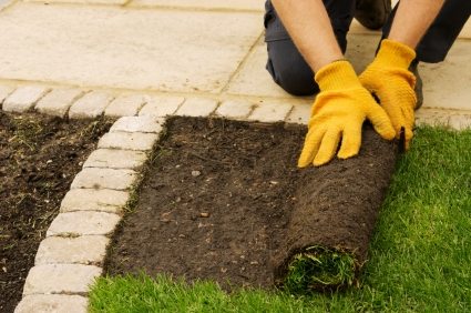 Lawn installation in Smith Village, OK by Apple Valley Eco Landscapes.